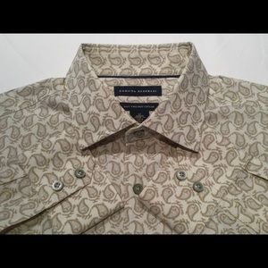 Slim fit Banana Republic 100% cotton Shirt Men Medium Khaki Tan Paisley